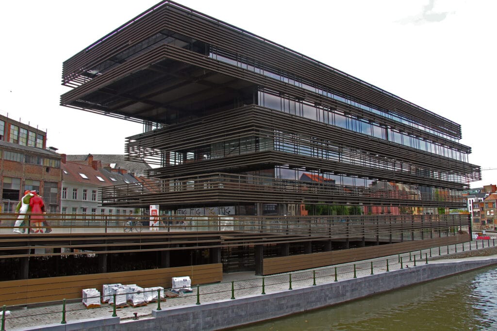 Los últimos 10 ganadores del Premio Pritzker de Arquitectura Centrum - Miriam Makebaplein