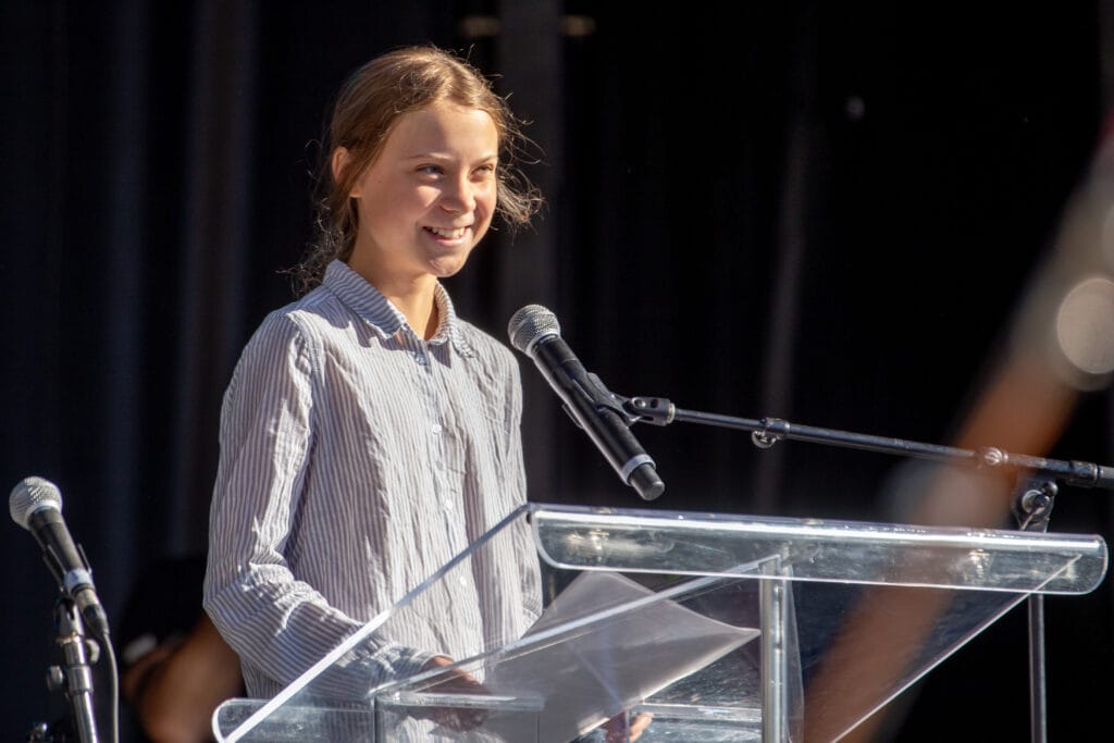 Greta Thunberg: el rostro de la hipocresía del activismo Greta Thunberg activismo