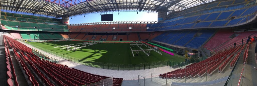 San Siro y el nuevo estadio: fin de una era llena de gloria stadio san siro milano panorama