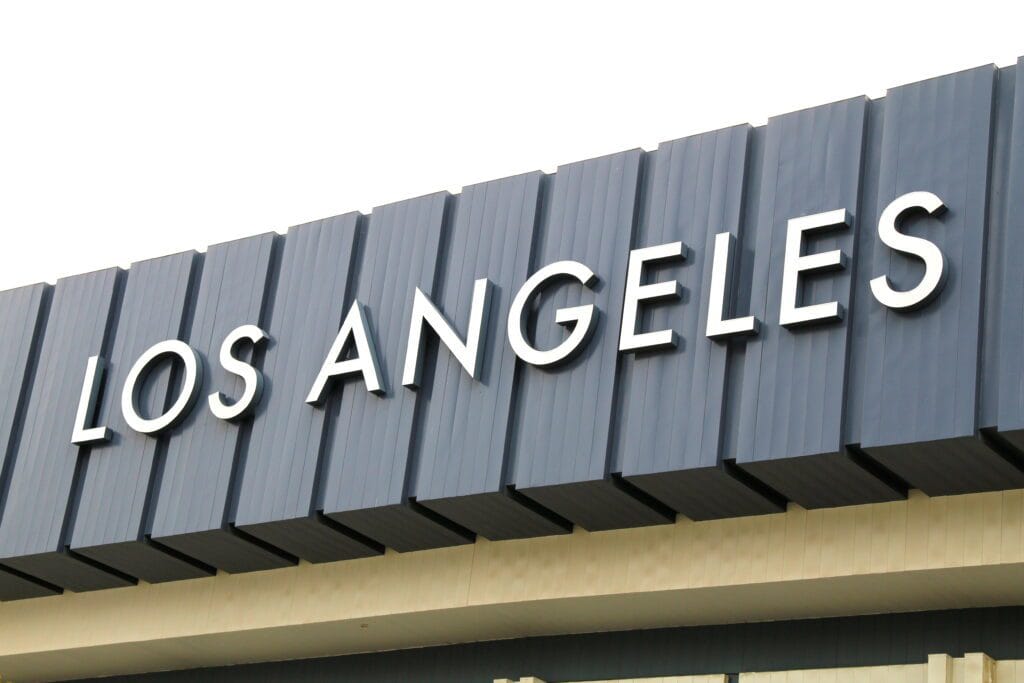 Los Lakers: 10 000 millones, una ciudad y un mito los angeles on staples center convention center, usa panoramio