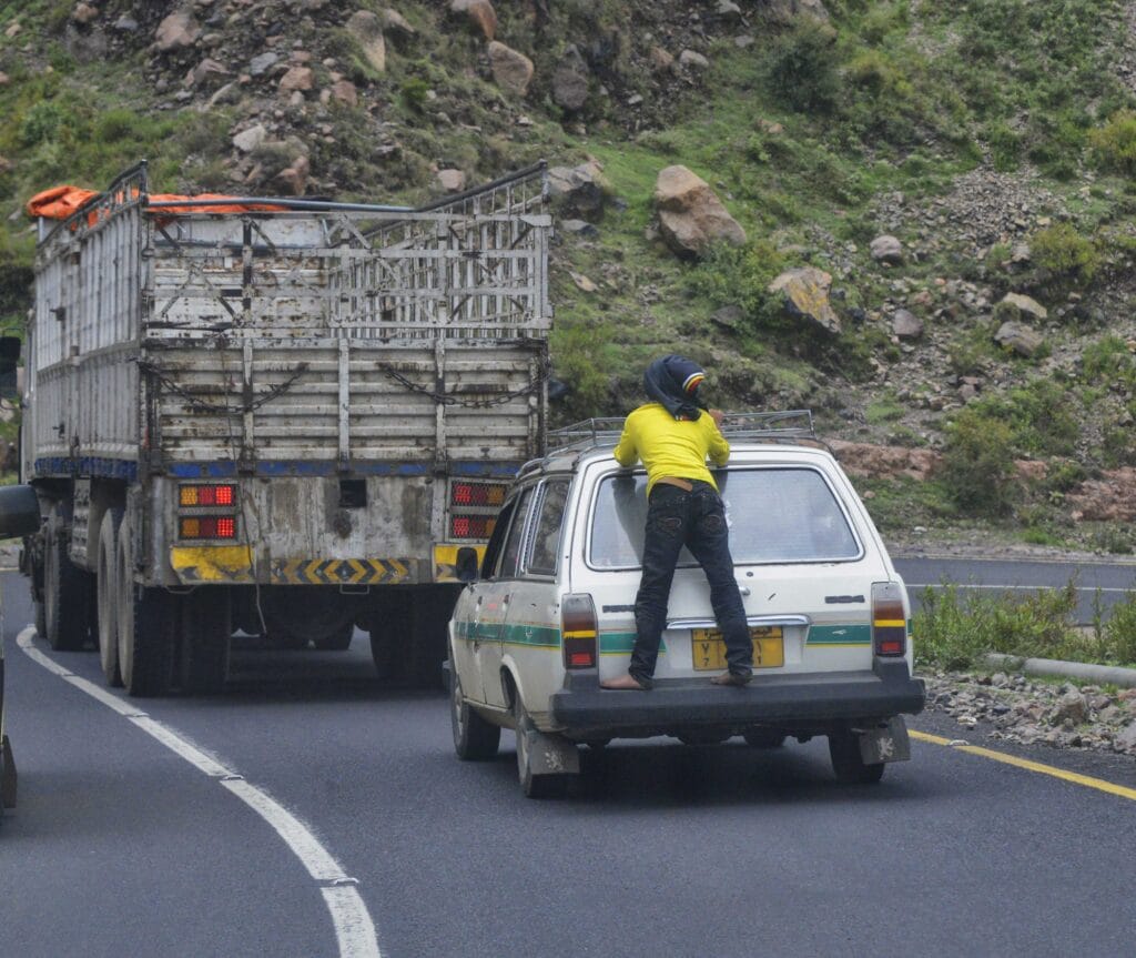 La crisis eléctrica pone a Cuba en el extremo humanitario get on board, yemen