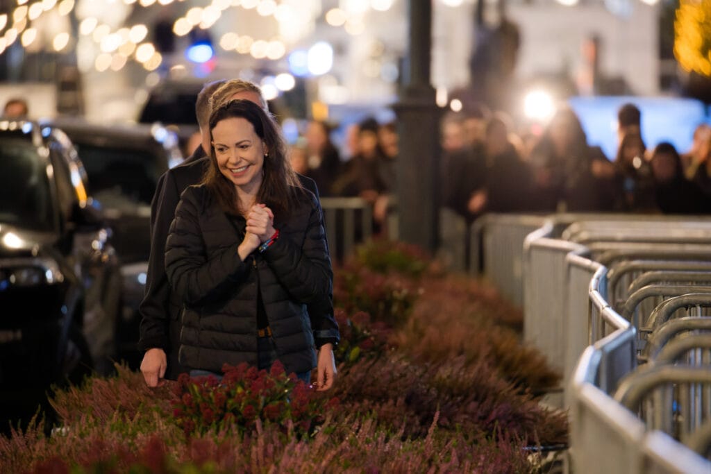 maría corina machado greeting crowd during nobel week 2025 04