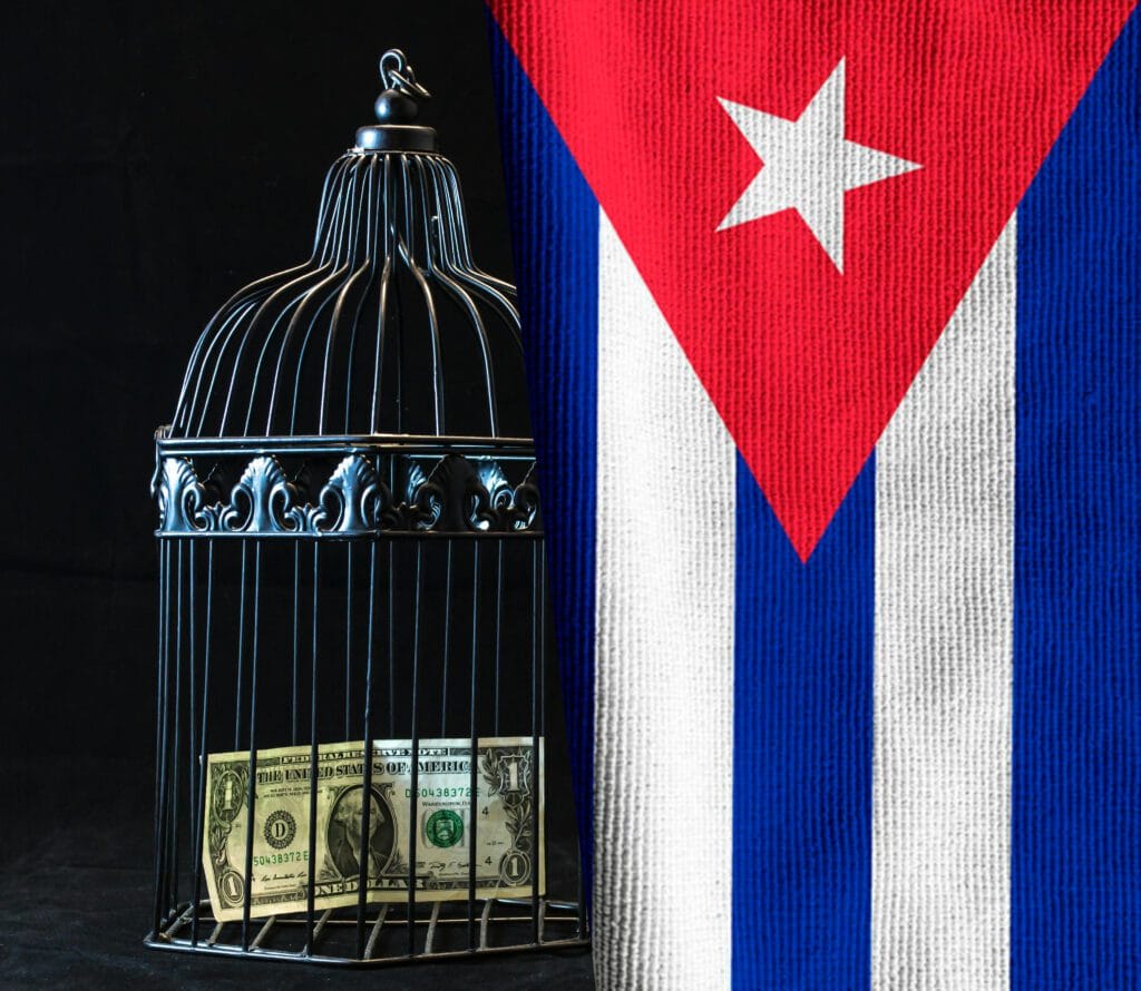 Dolarización en Cuba: 3 consecuencias que el régimen intenta tapar cuba dolarización