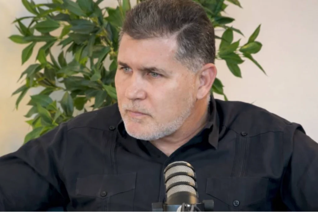 La variante Pérez-Oliva: Dinastía, GAESA y el negocio de la desesperación La variante Pérez-Oliva