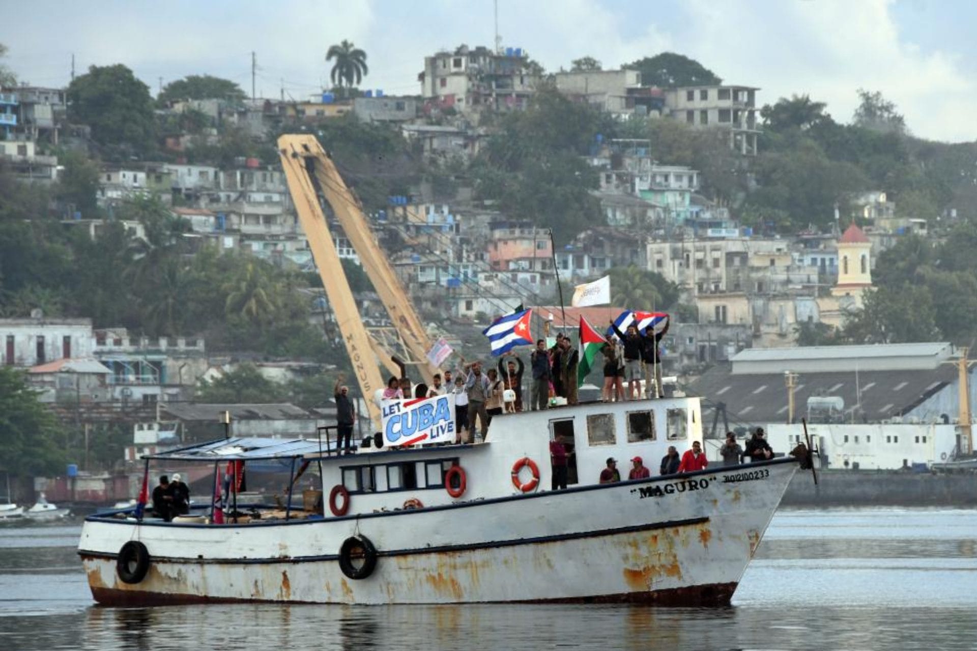 Inicio Flotilla de ayuda humanitaria a Cuba Granma 2.0