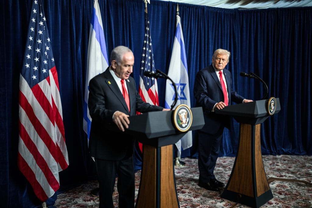 Cae Jamenei: 5 ejes de sucesión y riesgo de guerra sin fin p20251229dt 0495 president donald trump hosts a bilateral meeting with israeli prime minister benjamin netanyahu