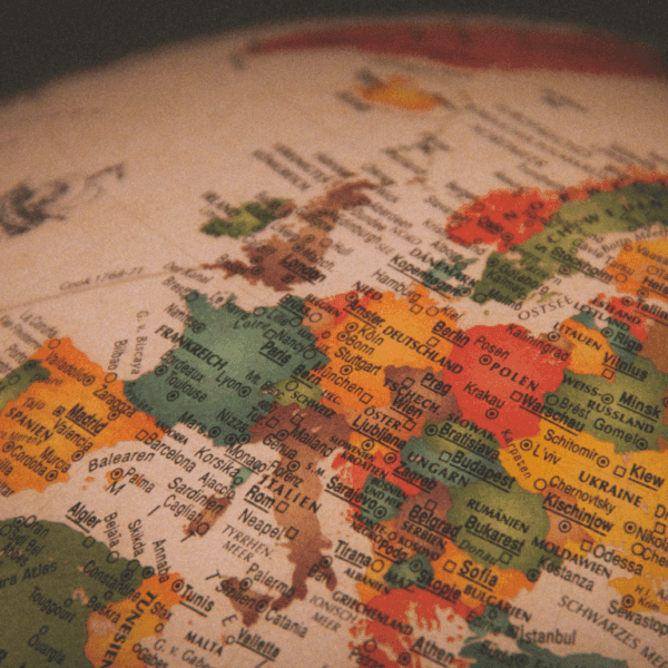 Izquierda y derecha en política