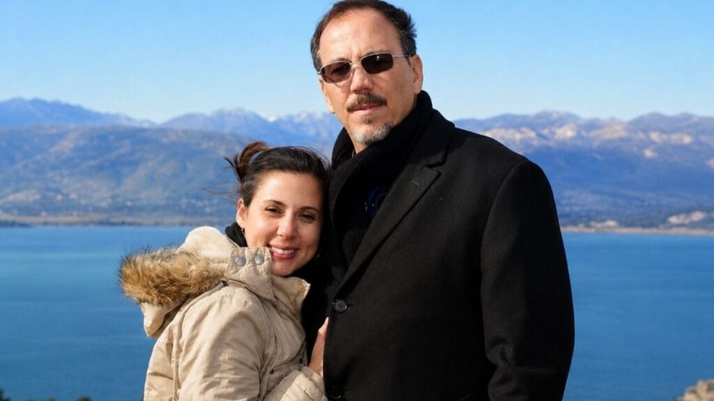 sancionada la mujer de Alejandro castro Espín